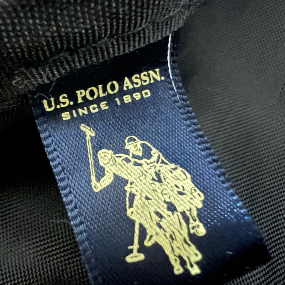 Vintage U.S. Polo Assn. Blue and White Belt Bag with Red Accent - Picture 8 of 9